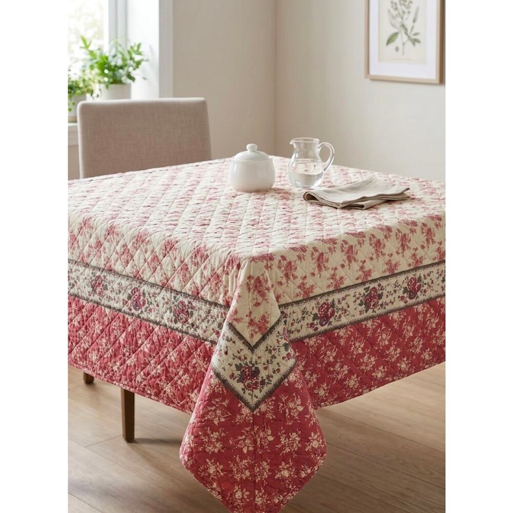 Williams Sonoma Quilted French Country Romantic Shabby Roses 86" x 68"